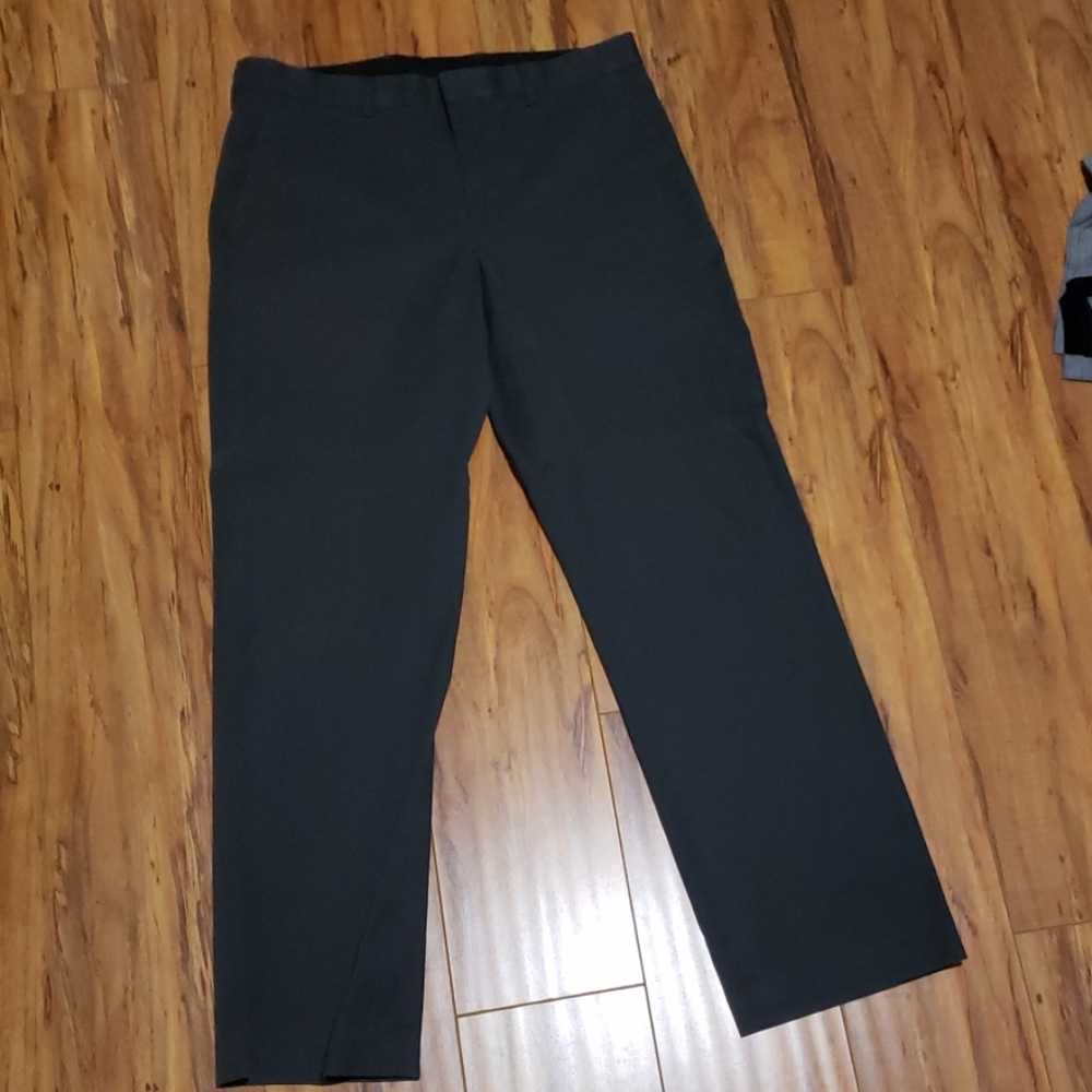 Express dress pants 32/30 (like new)